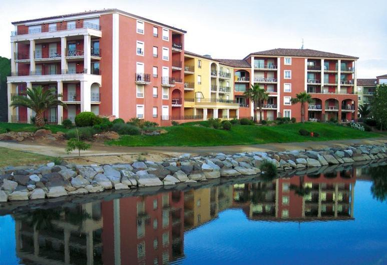 Residence 4 Etoiles Port Marine Sainte-Maxime Bagian luar foto